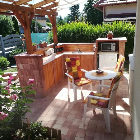 Balatonfůzfő Betty Apartman מראה חיצוני תמונה