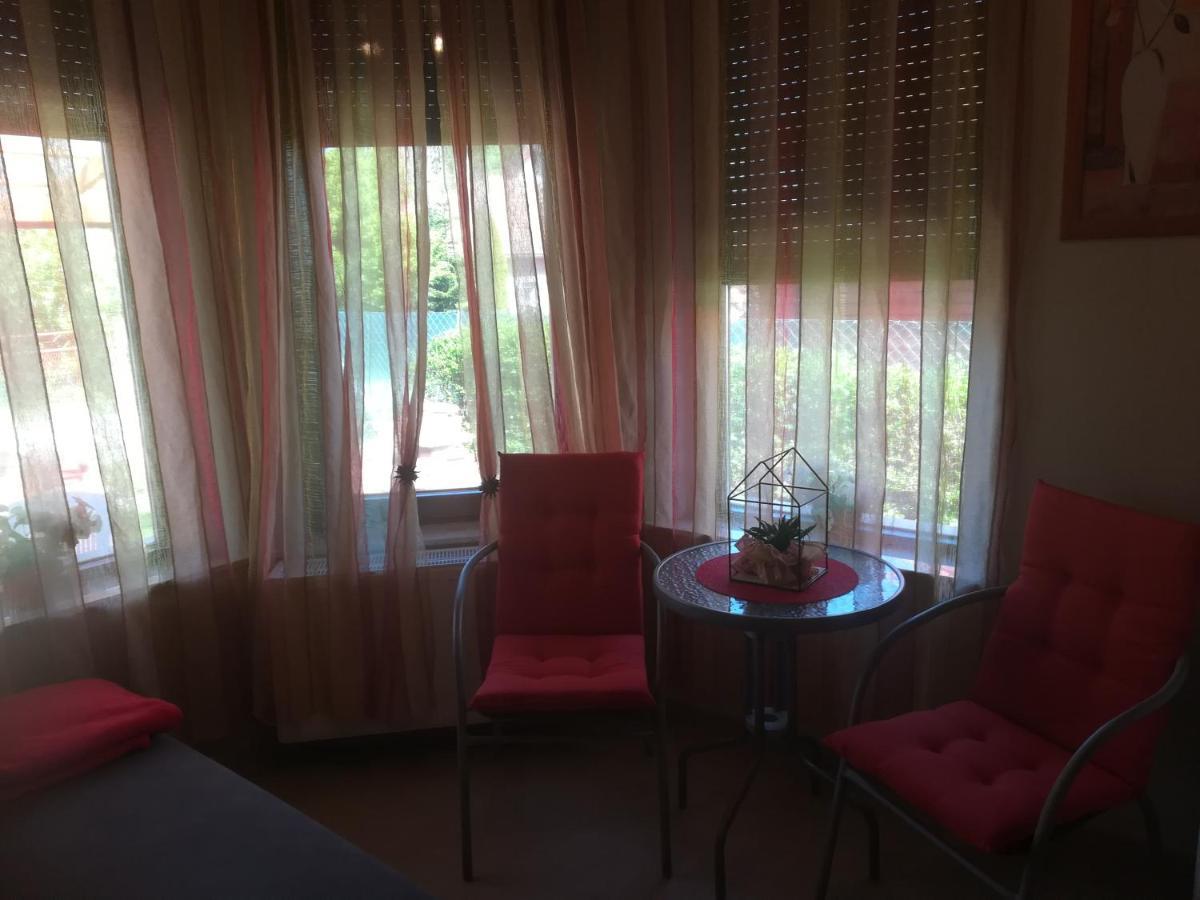 Balatonfůzfő Betty Apartman מראה חיצוני תמונה
